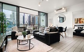 Rooftop Pool 2Br Marvel Stadium • Free Parking